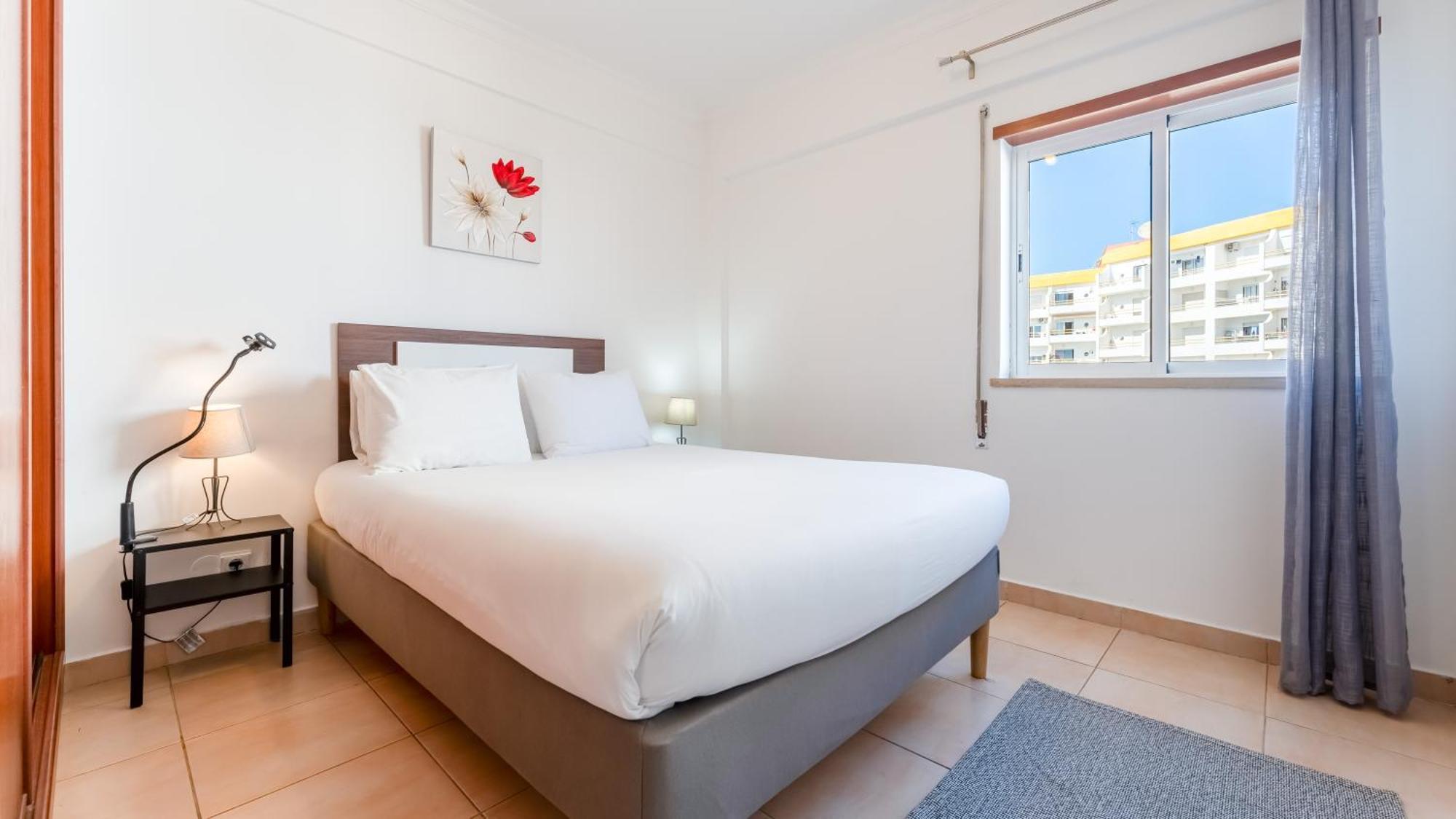 Sunny Retreat With Pool And Balcony By Lovelystay Αλμπουφέιρα Εξωτερικό φωτογραφία